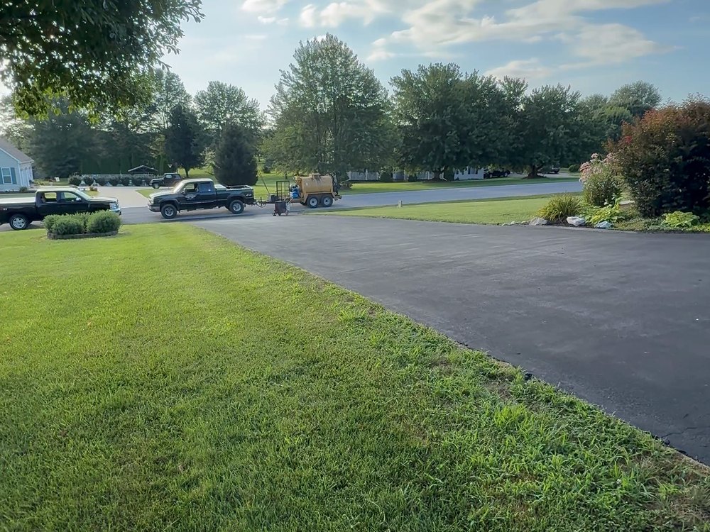 Driveway, Deck and Exterior photo 3