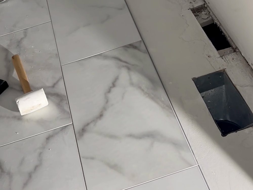 Kitchen Tile and Cabinetry